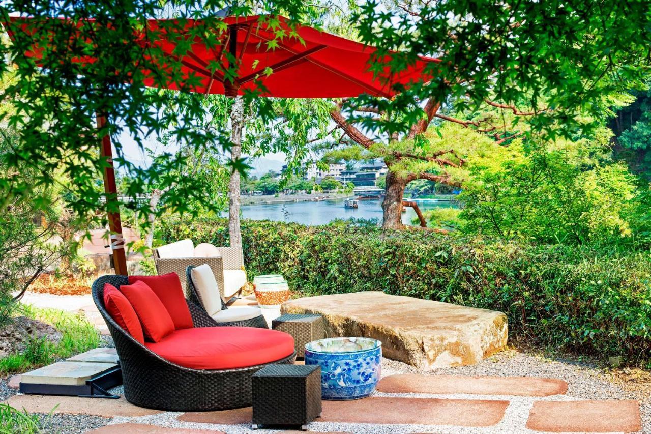Suiran, A Luxury Collection Hotel, Киото Экстерьер фото